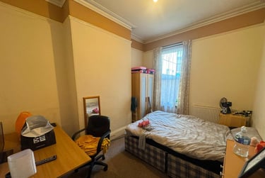 4 bed house, Eton Place, North Hill, Plymouth, PL15DT - Image 3
